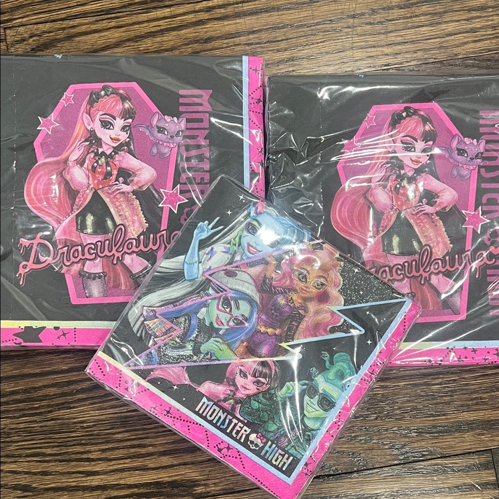 Monster High Pink and Black Party Supplies